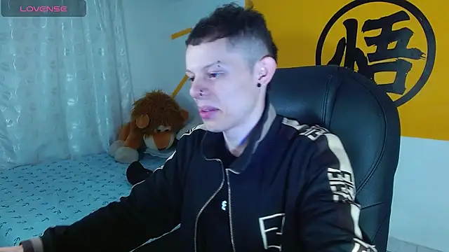 Matthew Boy  online show from 02/17/25, 01:33