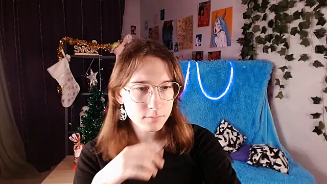 Hermione Reid online show from 01/18/25, 04:26