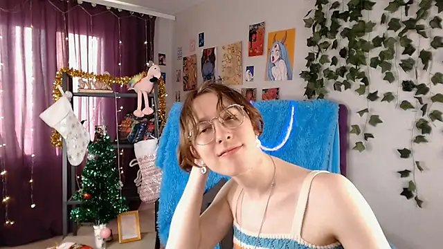 Hermione Reid online show from 01/12/25, 10:45