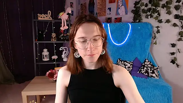 Hermione Reid online show from 01/19/25, 05:26