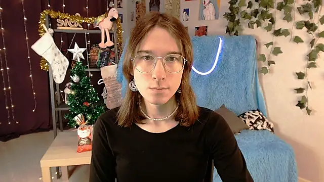 Hermione Reid online show from 01/05/25, 04:36