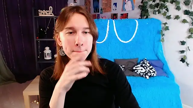 Hermione Reid online show from 01/22/25, 04:23