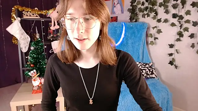 Hermione Reid online show from 01/15/25, 04:15