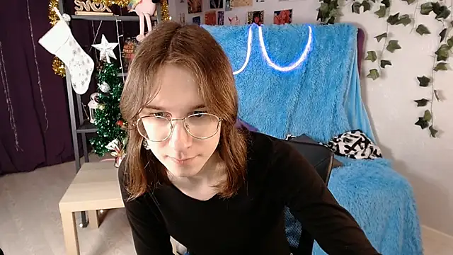 Hermione Reid online show from 01/09/25, 04:30