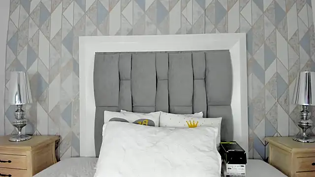 anais cooper online show from 11/11/25, 11:38