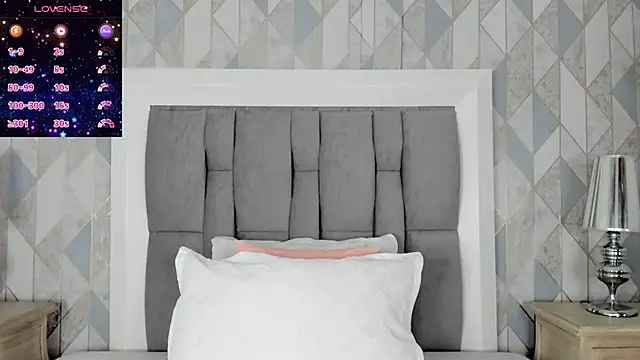 anais cooper online show from 12/03/25, 11:42