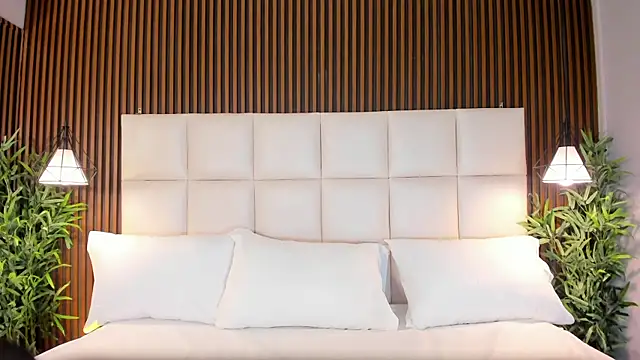 CailynBrowm online show from 12/21/25, 03:41