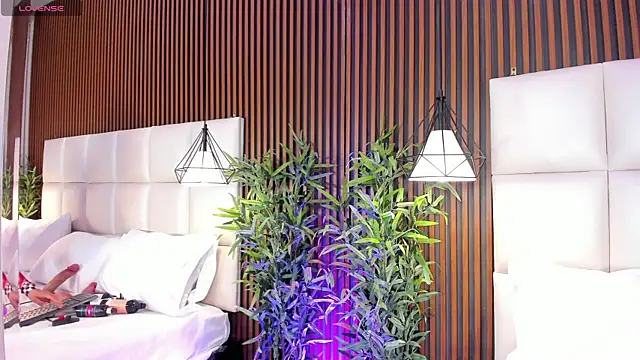 Snapshot of CailynBrowm chatting on 01/09/26, 04:52 CailynBrowm online show from 01/09/26, 04:52