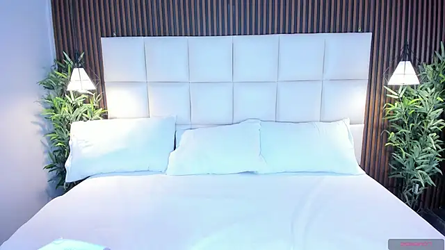 CailynBrowm online show from 11/21/25, 04:55