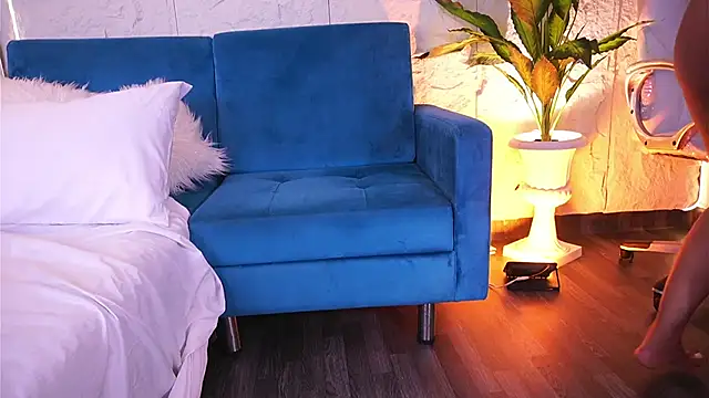 Snapshot of CailynBrowm chatting on 02/22/26, 05:10 CailynBrowm online show from 02/22/26, 05:10