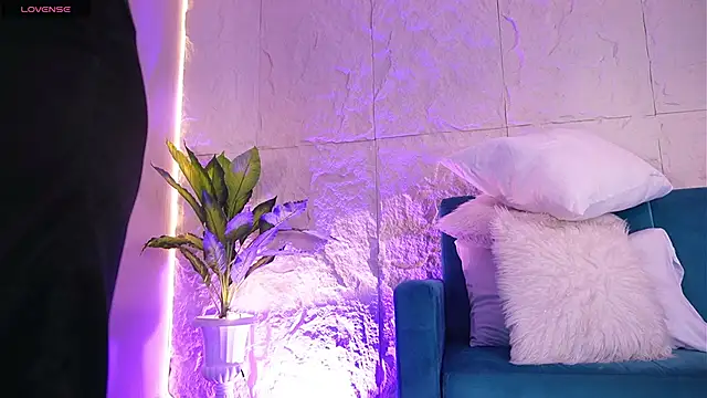 CailynBrowm online show from 03/13/26, 03:22