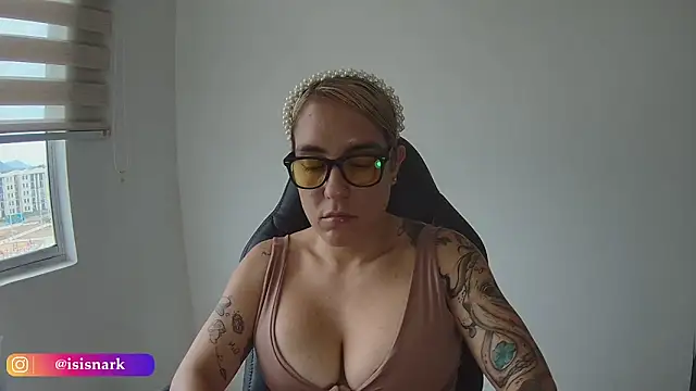 Isis69  online show from 04/08/26, 07:04