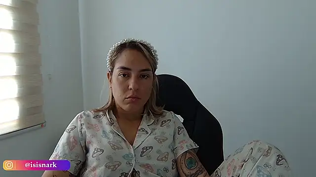 Isis69  online show from 10/04/25, 03:46