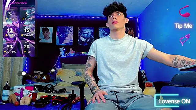 thiagomurphyy online show from 11/11/25, 01:55