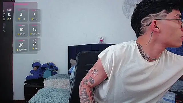 Snapshot of thiagomurphyy chatting on 03/21/25, 03:33 thiagomurphyy online show from 03/21/25, 03:33