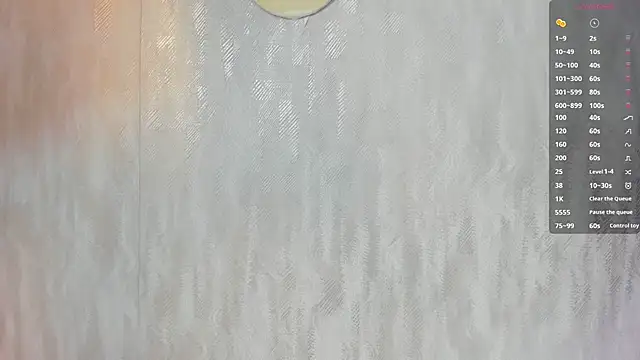 MelanieRioss online show from 11/07/25, 01:15