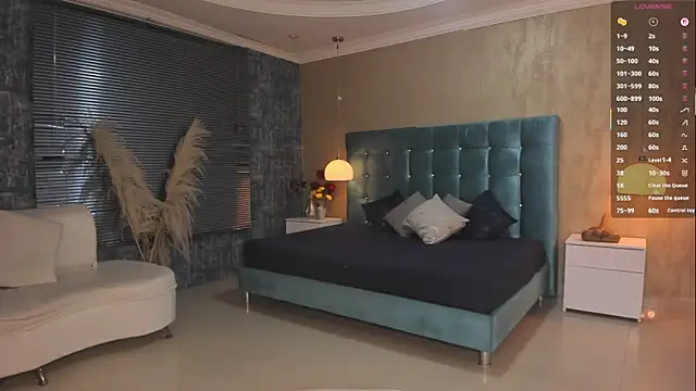 MelanieRioss online show from 02/25/26, 01:33