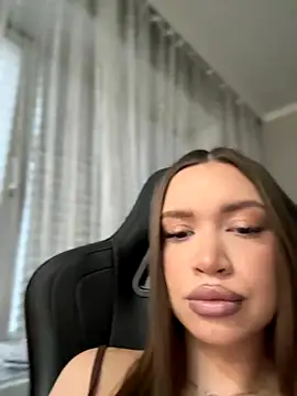 bunnyrich online show from 11/29/25, 05:07