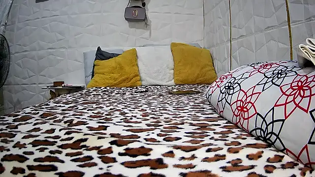 Mendoza Amaranata online show from 10/12/25, 06:53