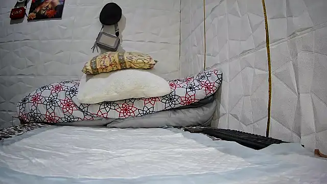 Mendoza Amaranata online show from 10/10/25, 06:03