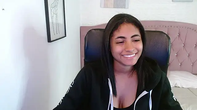 shaneelle online show from 10/23/25, 03:05