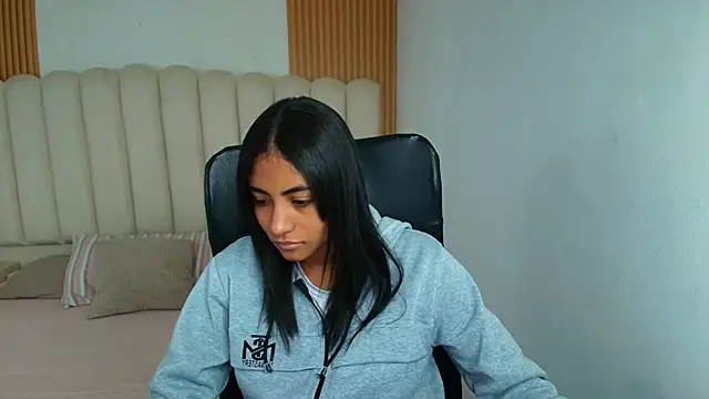 shaneelle online show from 02/19/26, 03:03