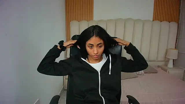 shaneelle online show from 02/27/26, 03:07