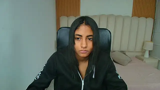 shaneelle online show from 03/02/26, 05:08