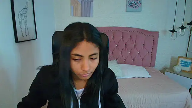 shaneelle online show from 11/24/25, 03:06