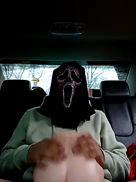 Alfrendino44 online show from 11/25/25, 09:04