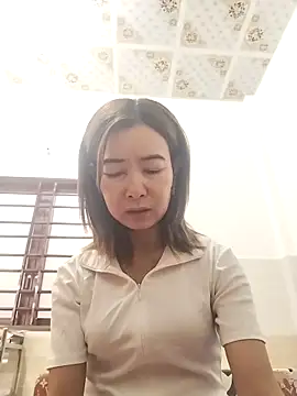 Sexy-ladyboobs20 online show from 11/04/25, 01:31