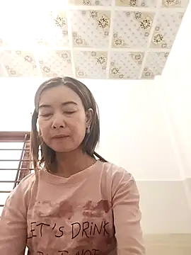 Sexy-ladyboobs20 online show from 10/31/25, 01:35