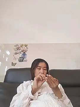 Sexy-ladyboobs20 online show from 05/14/26, 01:57