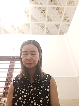 Sexy-ladyboobs20 online show from 11/27/25, 01:28