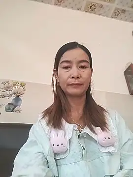 Sexy-ladyboobs20 online show from 05/13/26, 01:45