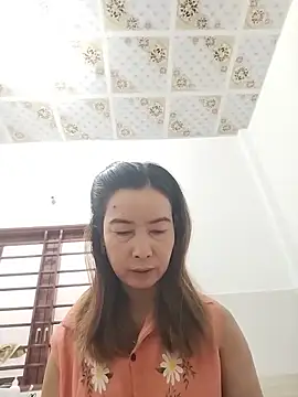 Sexy-ladyboobs20 online show from 06/18/26, 01:15