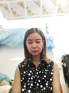 Sexy-ladyboobs20 online show from 11/21/25, 04:55