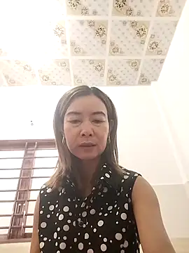 Sexy-ladyboobs20 online show from 12/05/25, 02:43