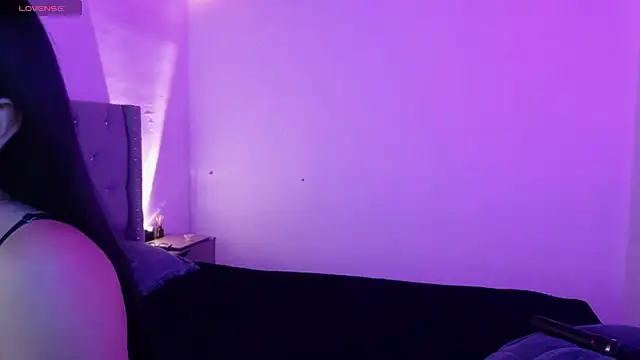 cristal hilton 10 online show from 01/10/26, 07:04