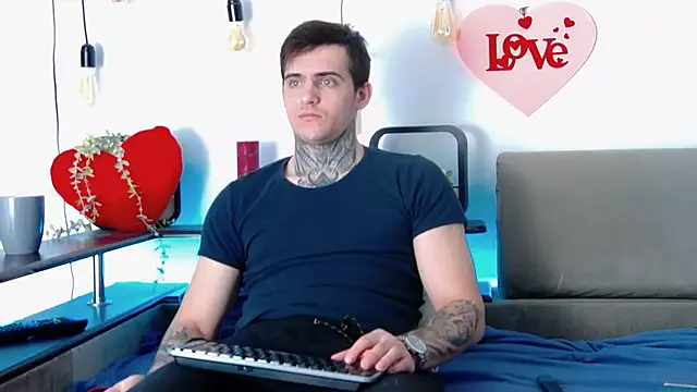 CarterCole online show from 02/10/25, 06:53