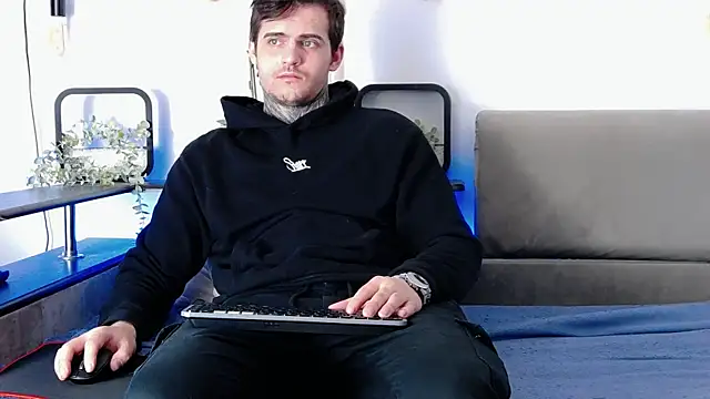 CarterCole online show from 02/27/25, 08:13