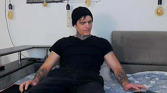 CarterCole online show from 12/19/25, 12:51