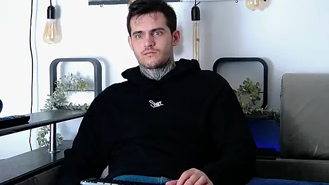 CarterCole online show from 03/14/25, 07:48