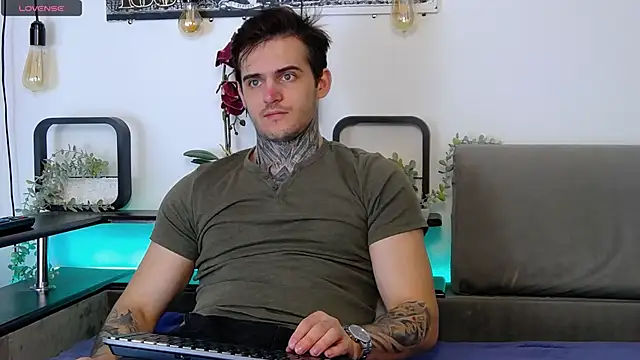 CarterCole online show from 03/08/25, 08:11