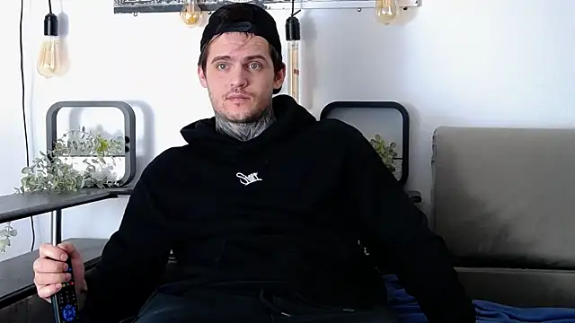 CarterCole online show from 03/03/25, 01:34