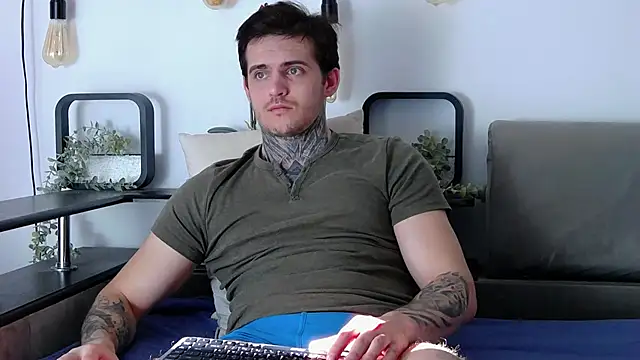 CarterCole online show from 03/09/25, 11:47