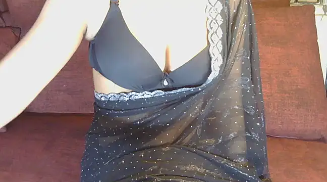 Snapshot of sexy_shivi chatting on 02/12/25, 05:37 sexy shivi online show from 02/12/25, 05:37
