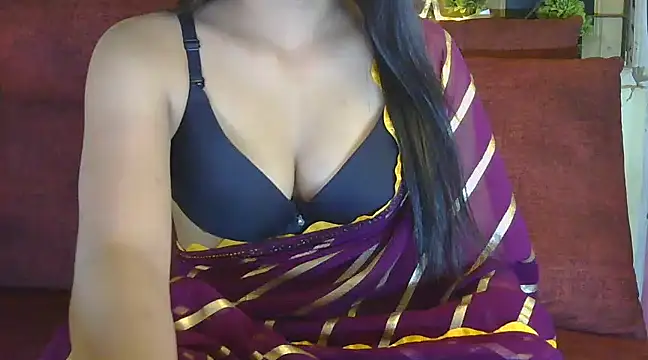 Snapshot of sexy_shivi chatting on 03/20/25, 08:40 sexy shivi online show from 03/20/25, 08:40
