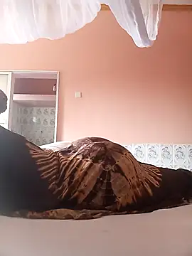 Snapshot of Bootiq chatting on 01/18/26, 01:25 Bootiq online show from 01/18/26, 01:25