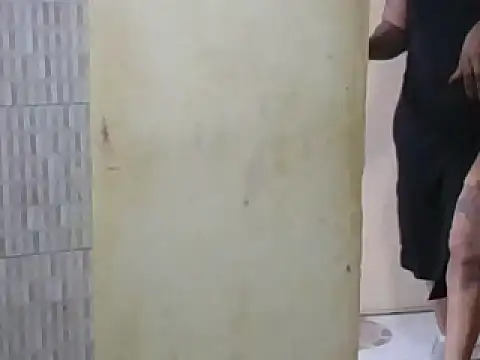 Snapshot of Bootiq chatting on 12/17/25, 01:16 Bootiq online show from 12/17/25, 01:16